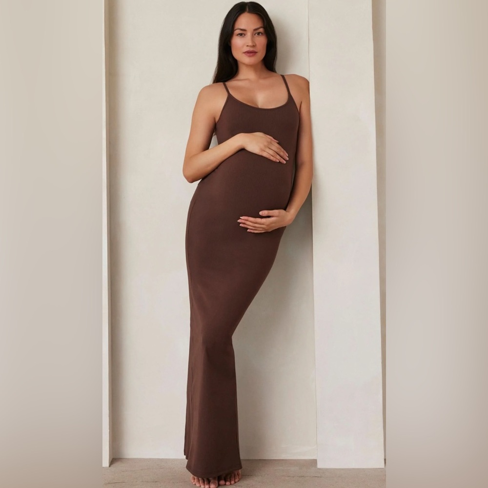 Elegant Brown Maxi Dress